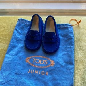 Tod’s junior suede driving shoes